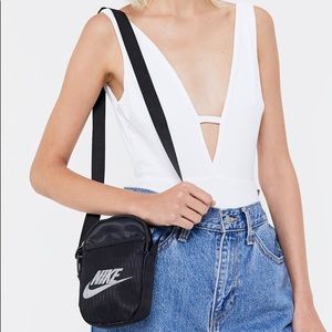 cross bag nike